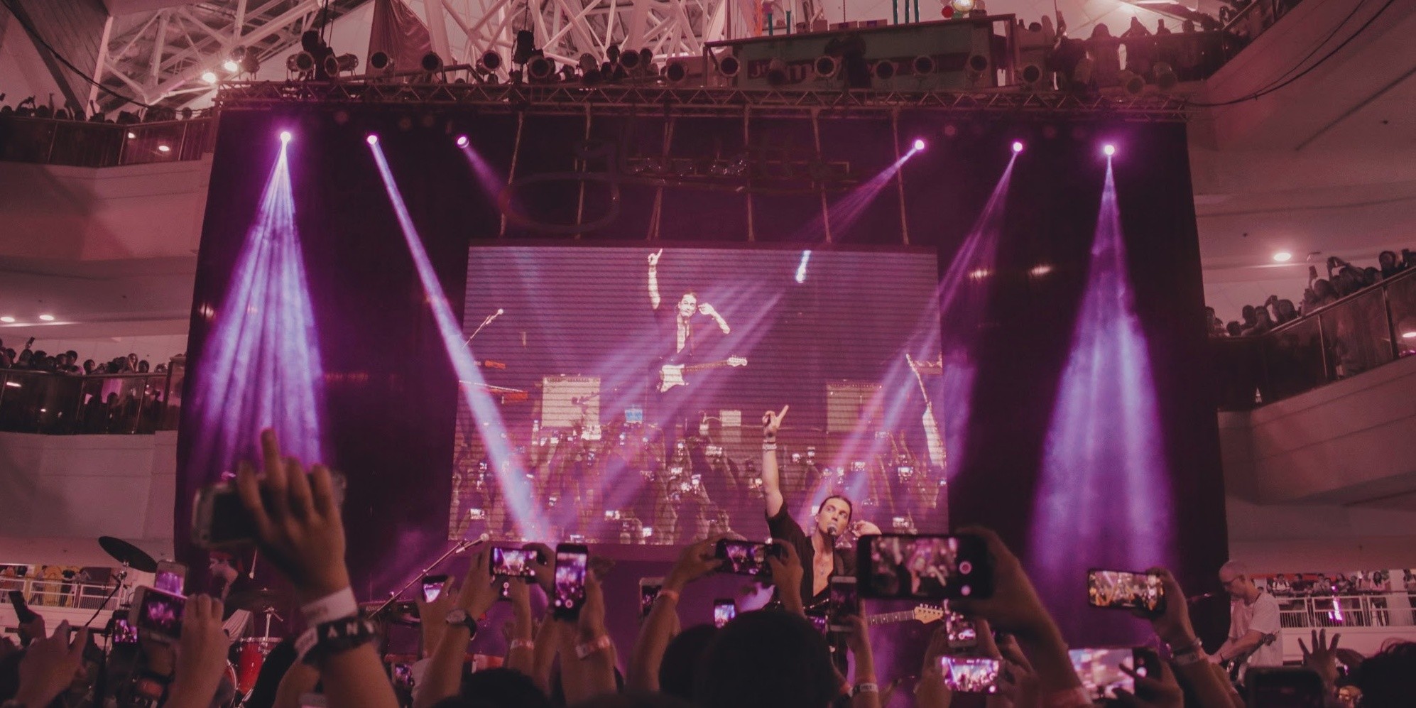 Hearts on fire as LANY takes over Manila with five mall shows